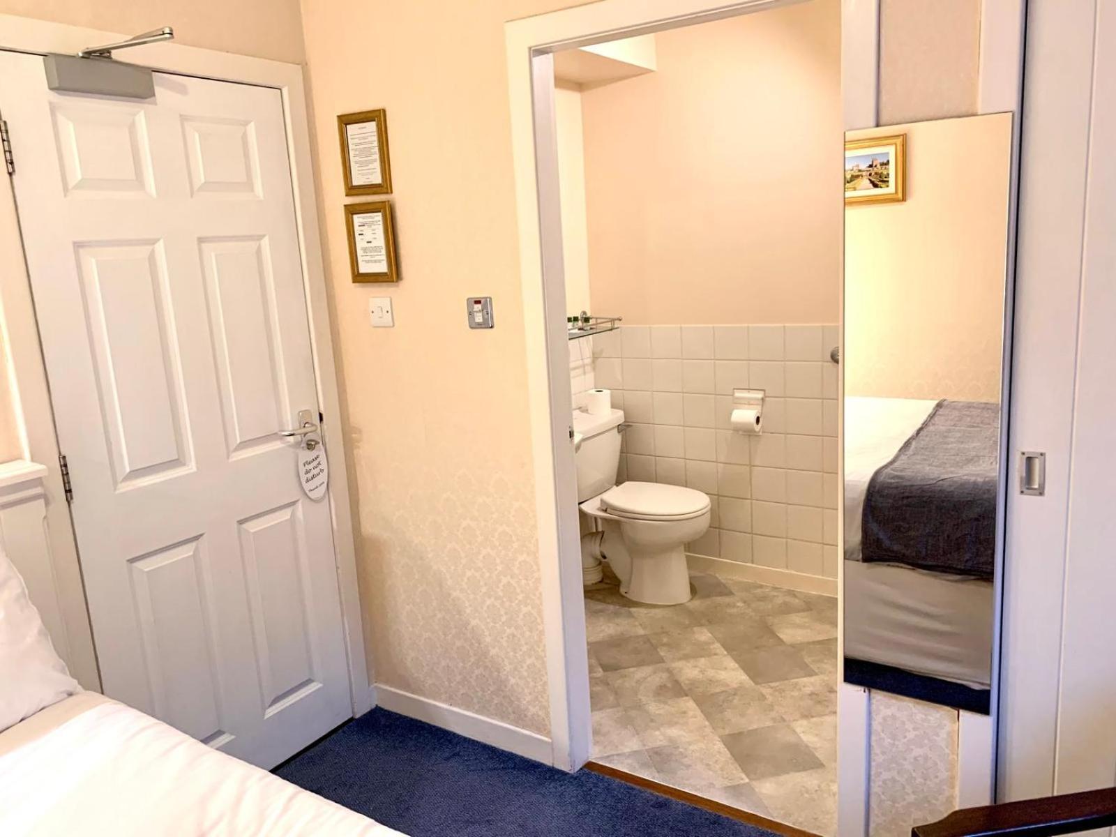 Woodlea Hotel Perth Bilik gambar